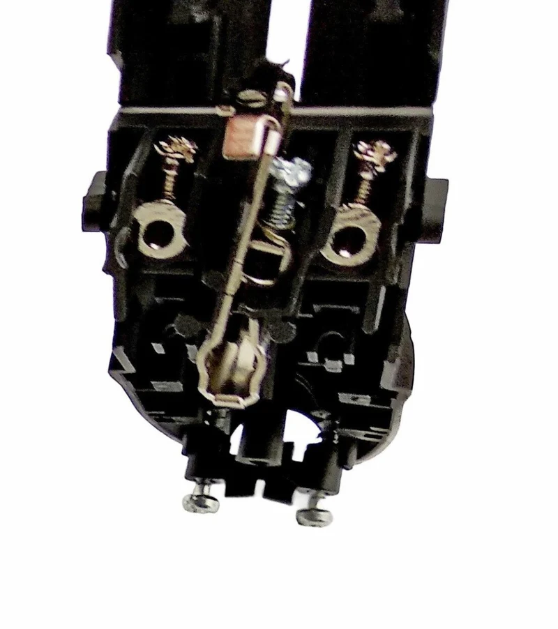 robuster Gummistecker Vollgummi Schuko IP44, 230V, 16A, bis 2,5mm² Außenbereich