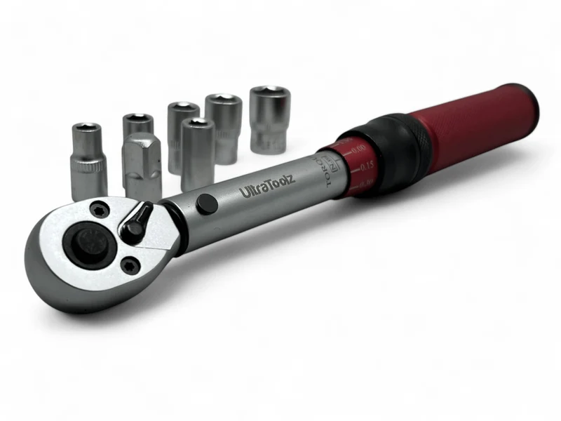 UltraToolz Drehmomentschlüssel 1/4 Zoll 2-24Nm Feinmechanik 32 tlg Bitset Ratsche