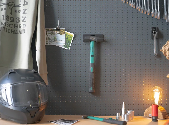 Wandhalter für großen Schlosserhammer (500g) für 3D Druck I 029