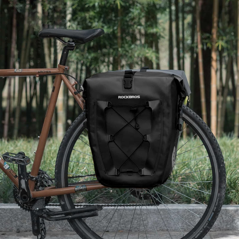 ROCKBROS Gepäckträgertasche 25L-32L 100 % wasserdicht mit Tragegriff