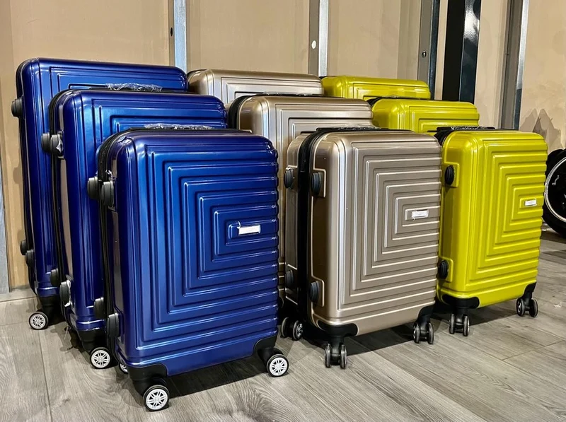 Reisekoffer ab 25 EUR Koffer Hartschalen Reisetrolley Standardgröße