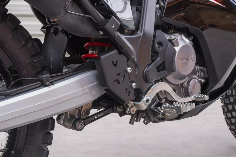 Yakk EXP Schutzblech Fußbremszylinder für Honda CRF 300L Rally